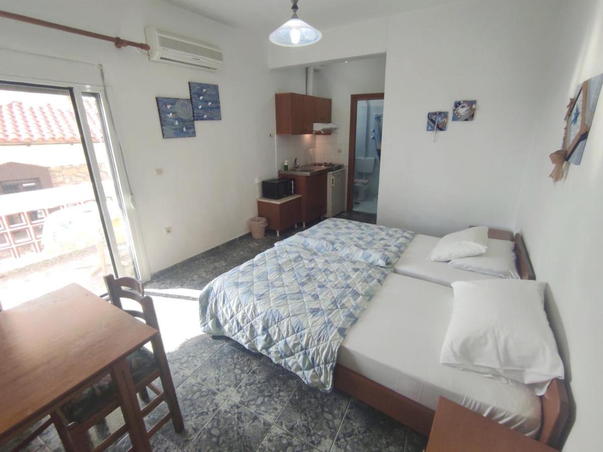 Peristerianos Apartments Неа-Скіоні Екстер'єр фото