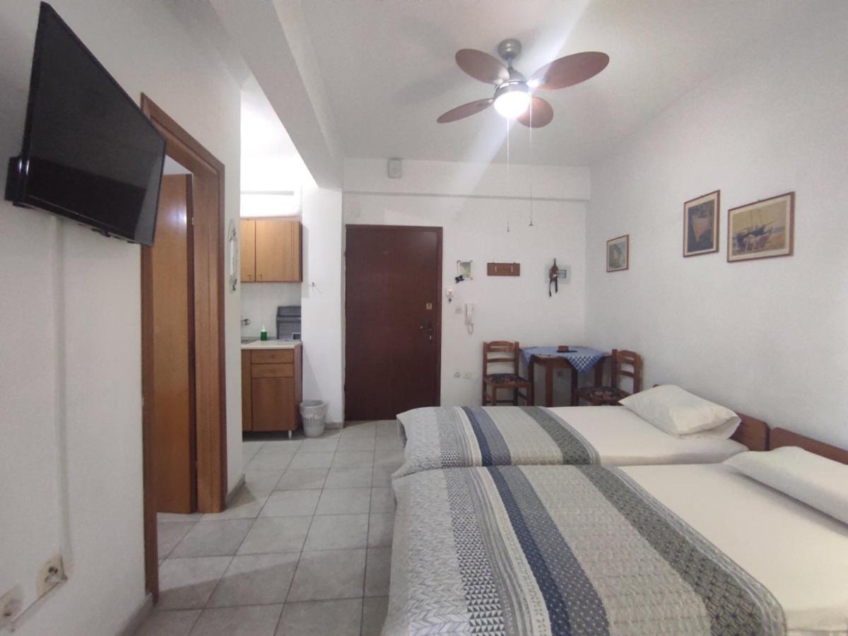 Peristerianos Apartments Неа-Скіоні Екстер'єр фото