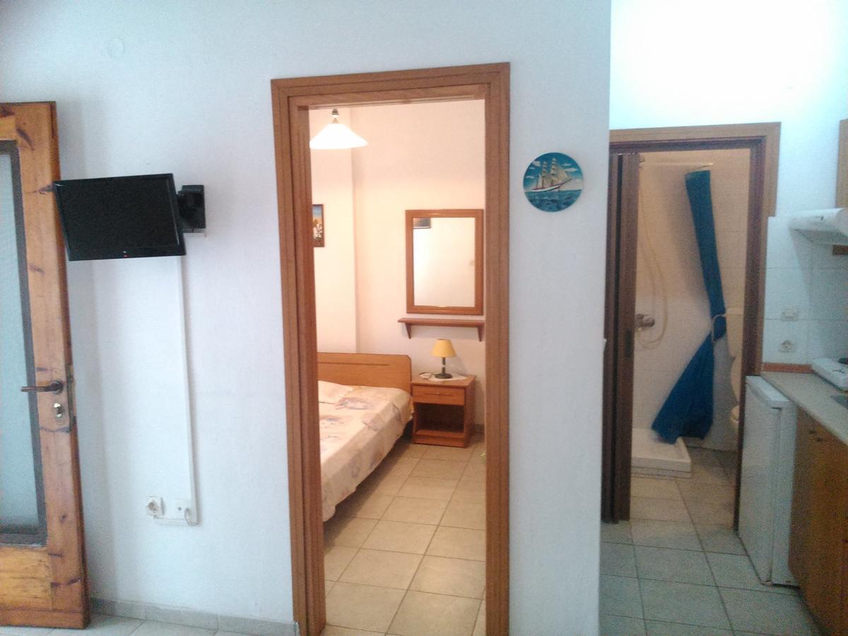 Peristerianos Apartments Неа-Скіоні Екстер'єр фото