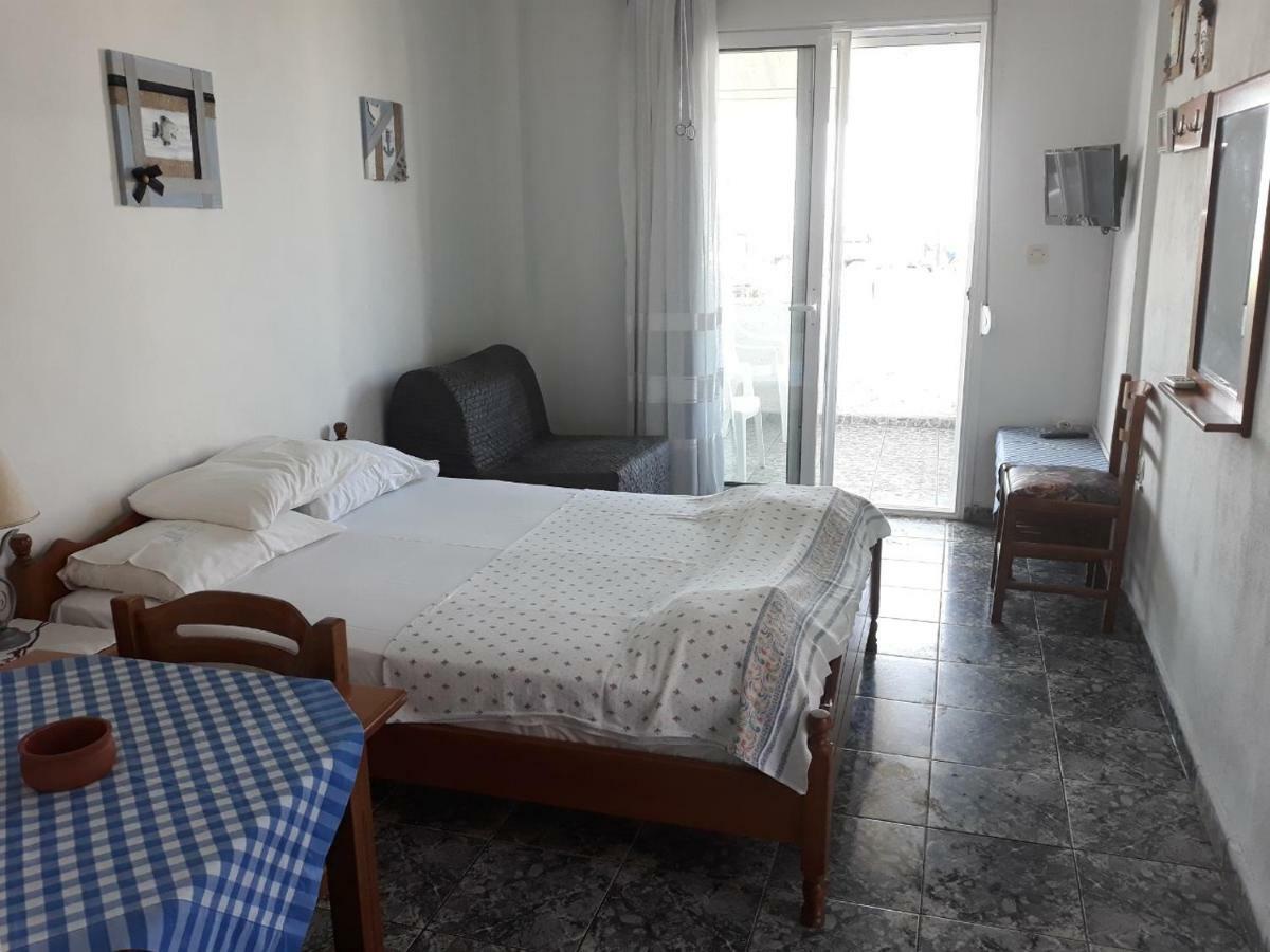 Peristerianos Apartments Неа-Скіоні Екстер'єр фото